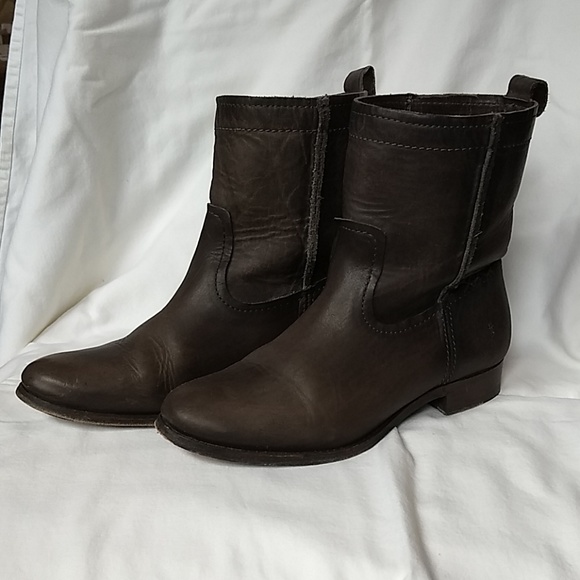 Frye Anna Short Leather Boots - Picture 3 of 8